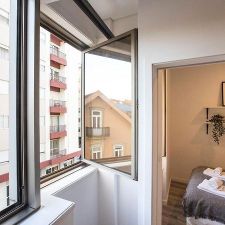 Seaside 1Br Flat W/ Ac In Matosinhos By Lovelystay Eksteriør bilde